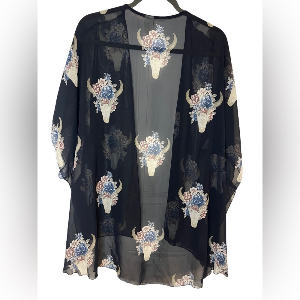 Boutique Western Bull Skull Oversized Kimono Cardigan Medium